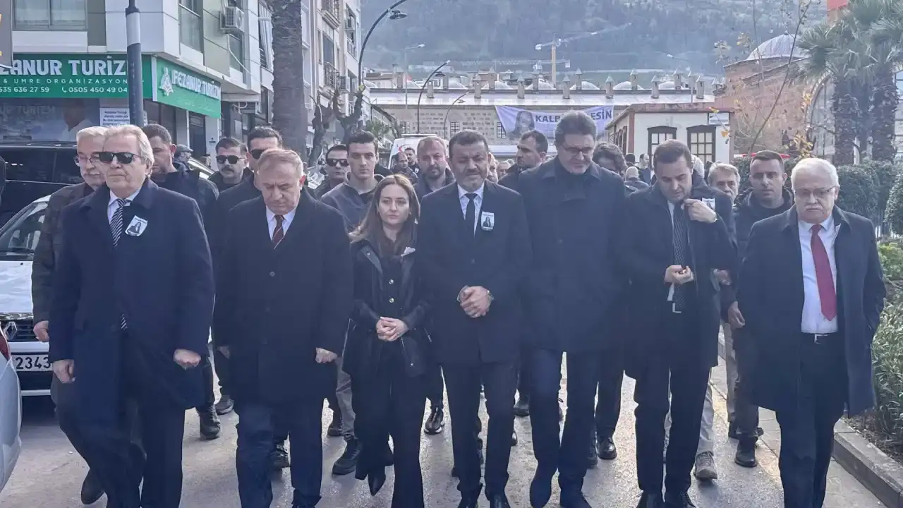 Gülşah Durbay’a Son Görev: Cenazeden Yürek Burkan Görüntüler 8